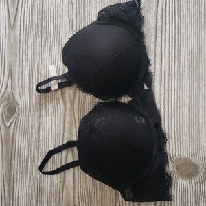 Ambrielle 36B push up black lacebra nwt